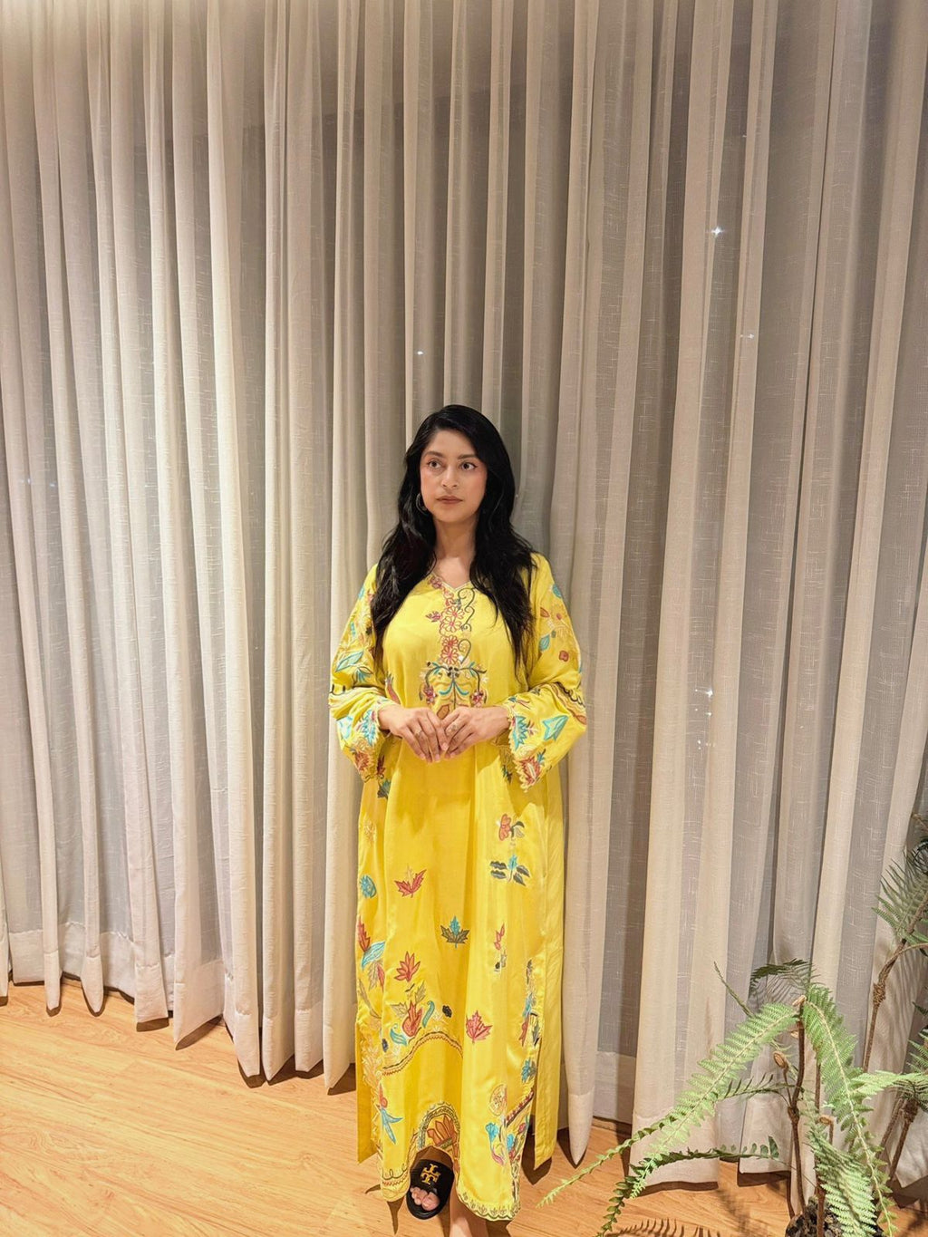 Serving mango vibes in every step