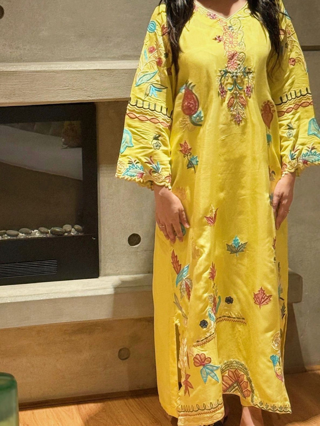 Serving mango vibes in every step