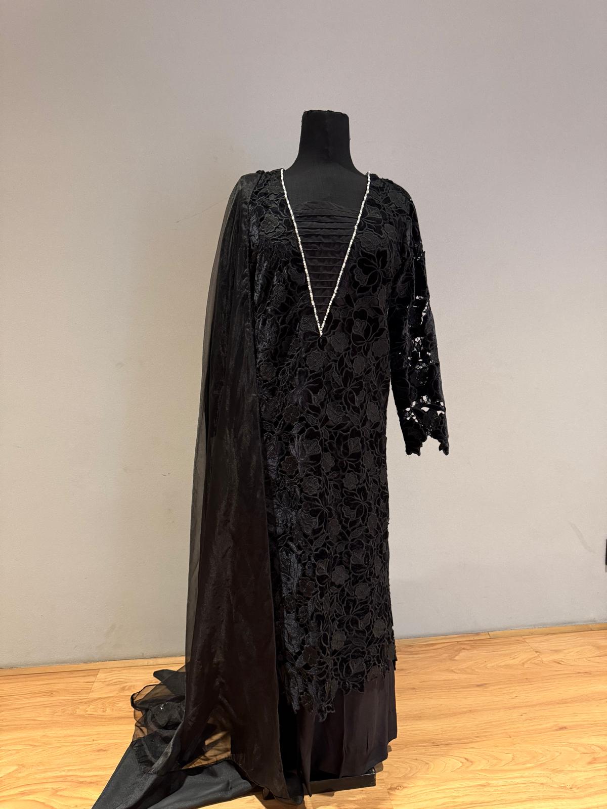 jet black glam set